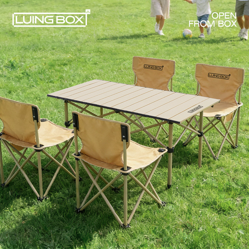 Set Tavolo e Sedie Pieghevoli  - Outdoor Furniture Egg Chair recensione e prezzo